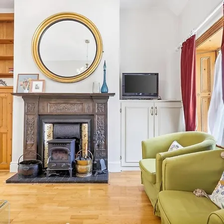 Charming 2-br 3 Minutes From Aviva Stadium Appartamento
