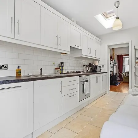 Charming 2-br 3 Minutes From Aviva Stadium * Dublino